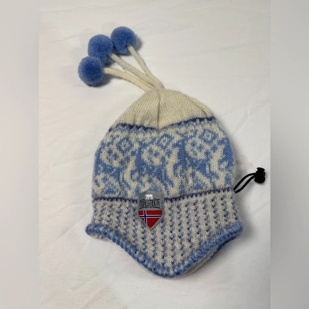 Norlender Kids Hat all wool child 3-6‎ years Pom Pom blue ivory
